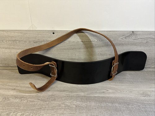 Rogue arm blaster leather - rogue,